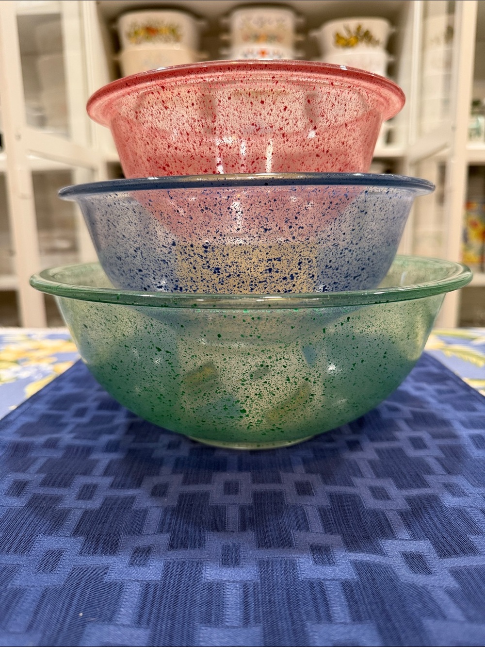 VINTAGE PYREX SPLATTER SPECKLED CONFETTI BOWLS 322 324 324
